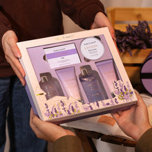 Load image into Gallery viewer, Body &amp; Earth Spa Gift Sets for Women, Lavender Relaxing Bath Set for W