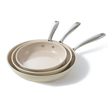 Load image into Gallery viewer, Redchef Nonstick Frying Pans Set, Ceramic Pan Skillet, Non Toxic Pans for Cooking, 8&quot; 9.5&quot; 11&quot; Ceramic Frying Pan Set PFAS &amp; PTFE &amp; PFOA Free with Stay Cool Handle, Dishwasher &amp; Oven Safe, Beige White