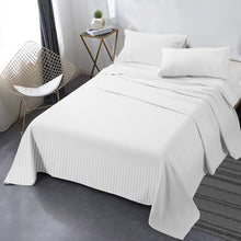 Load image into Gallery viewer, Secura Queen Bed Sheet Set, 4pcs Bedding Sheets &amp; Pillowcases, Soft Microfiber 1800 Thread Count 16&quot; Deep Pocket Luxury Bed Sheets - Hypoallergenic, Wrinkle &amp; Fade Resistant (Black)