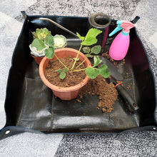 Load image into Gallery viewer, Foldable Plant Repotting Mat - Waterproof Indoor/Outdoor Gardening Mat - 26.8&quot; x 26.8&quot; (Green)