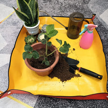 Load image into Gallery viewer, Foldable Plant Repotting Mat - Waterproof Indoor/Outdoor Gardening Mat - 26.8&quot; x 26.8&quot; (Green)