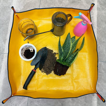 Load image into Gallery viewer, Foldable Plant Repotting Mat - Waterproof Indoor/Outdoor Gardening Mat - 26.8&quot; x 26.8&quot; (Green)
