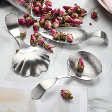 Load image into Gallery viewer, Stainless Steel Tea Scoop Coffee Scoop Measuring Tea Tea Shovel Mini Tasting for Seasoning Oil Coffee Tea Sugar